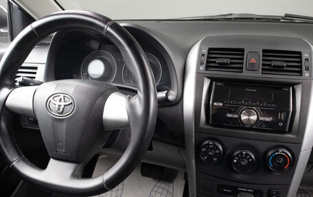 Toyota Corolla, 2012 год, 989 000 рублей, 9 фотография