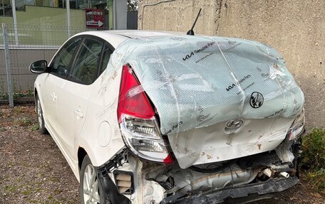 Hyundai i30 I, 2011 год, 300 000 рублей, 6 фотография