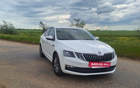 Skoda Octavia, 2020 год, 1 950 000 рублей, 2 фотография