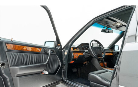 Mercedes-Benz W124, 1992 год, 11 300 000 рублей, 10 фотография