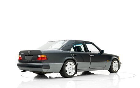 Mercedes-Benz W124, 1992 год, 11 300 000 рублей, 7 фотография