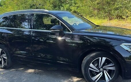 Volkswagen Touareg III, 2019 год, 5 250 000 рублей, 3 фотография