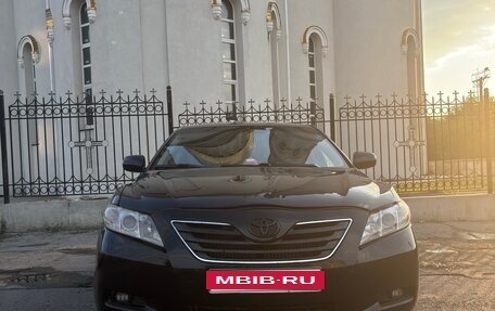 Toyota Camry, 2007 год, 750 000 рублей, 2 фотография