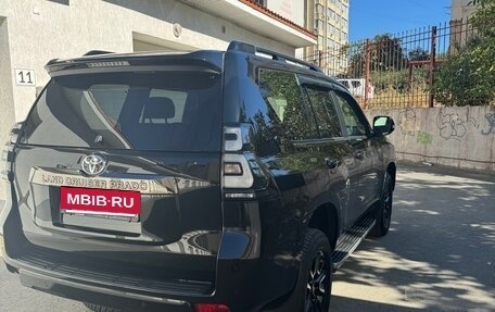 Toyota Land Cruiser Prado 150 рестайлинг 2, 2021 год, 6 500 000 рублей, 5 фотография