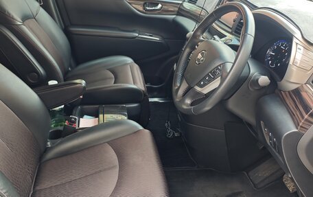 Nissan Elgrand III, 2019 год, 3 200 000 рублей, 8 фотография
