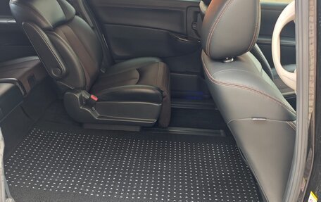 Nissan Elgrand III, 2019 год, 3 200 000 рублей, 12 фотография