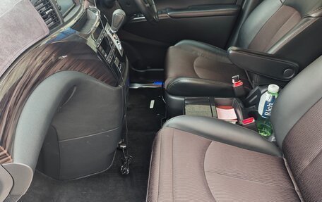 Nissan Elgrand III, 2019 год, 3 200 000 рублей, 10 фотография