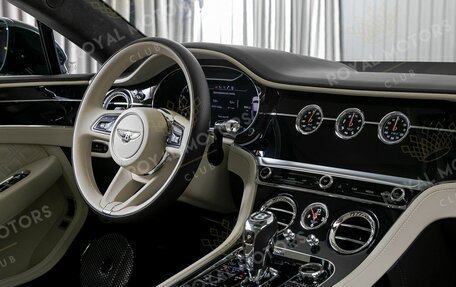 Bentley Continental GT III, 2021 год, 21 500 000 рублей, 10 фотография