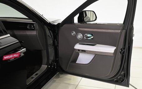 Rolls-Royce Ghost Series II рестайлинг, 2026 год, 39 500 000 рублей, 29 фотография