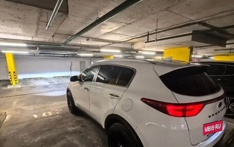 KIA Sportage IV рестайлинг, 2018 год, 1 750 000 рублей, 11 фотография