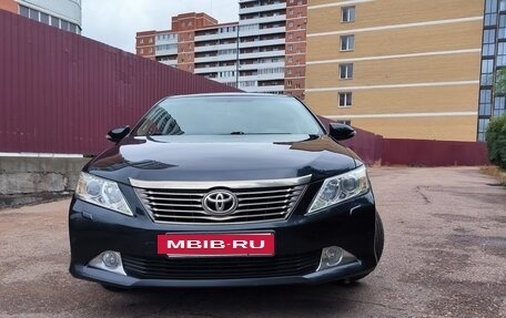 Toyota Camry, 2012 год, 1 450 000 рублей, 2 фотография