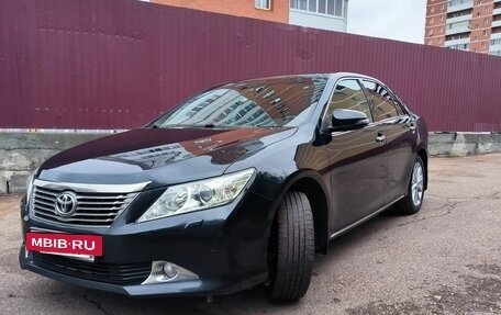 Toyota Camry, 2012 год, 1 450 000 рублей, 5 фотография