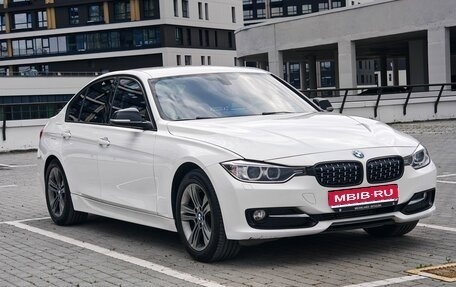 BMW 3 серия, 2012 год, 2 100 000 рублей, 1 фотография