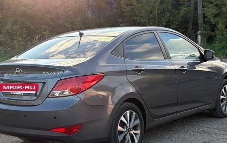 Hyundai Solaris II рестайлинг, 2015 год, 1 190 000 рублей, 3 фотография