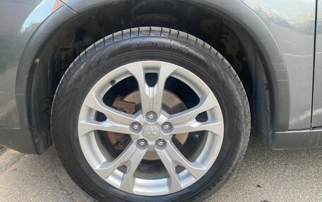 Mitsubishi Outlander III рестайлинг 3, 2014 год, 1 650 000 рублей, 11 фотография