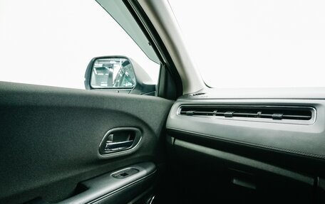 Honda Vezel, 2018 год, 1 749 000 рублей, 12 фотография