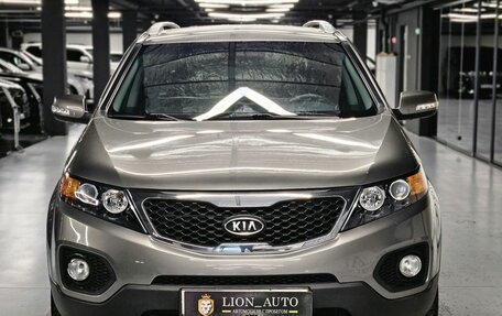 KIA Sorento II рестайлинг, 2011 год, 1 590 000 рублей, 2 фотография