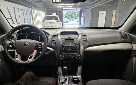 KIA Sorento II рестайлинг, 2011 год, 1 590 000 рублей, 14 фотография