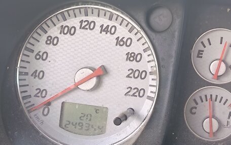 Mitsubishi Outlander III рестайлинг 3, 2004 год, 320 000 рублей, 14 фотография