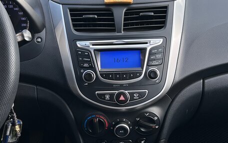 Hyundai Solaris II рестайлинг, 2013 год, 740 000 рублей, 8 фотография