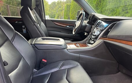 Cadillac Escalade IV, 2016 год, 2 700 000 рублей, 8 фотография
