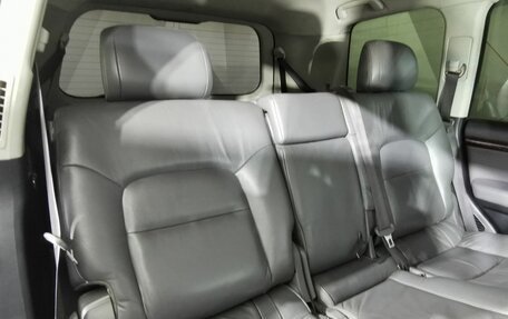 Toyota Land Cruiser 200, 2008 год, 2 075 000 рублей, 16 фотография