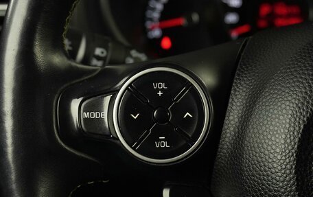 KIA Soul II рестайлинг, 2014 год, 1 300 000 рублей, 28 фотография