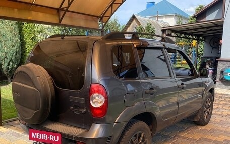 Chevrolet Niva I рестайлинг, 2020 год, 575 000 рублей, 2 фотография