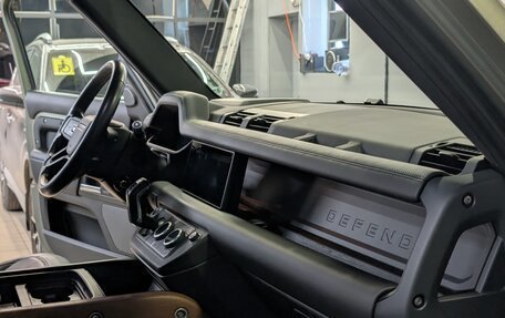 Land Rover Defender II, 2021 год, 8 590 000 рублей, 7 фотография