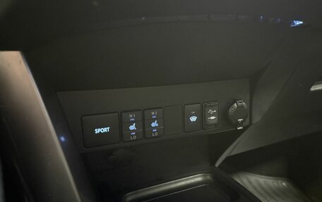 Toyota RAV4, 2016 год, 1 780 000 рублей, 14 фотография