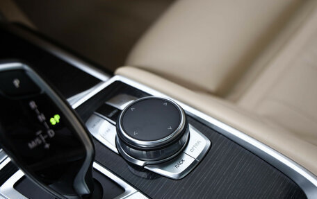 BMW 7 серия, 2016 год, 2 590 000 рублей, 11 фотография