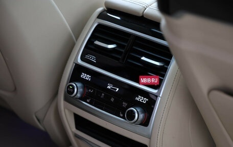 BMW 7 серия, 2016 год, 2 590 000 рублей, 18 фотография