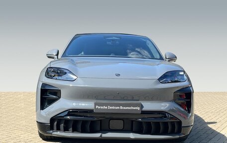 Porsche Cayenne, 2026 год, 31 630 000 рублей, 15 фотография