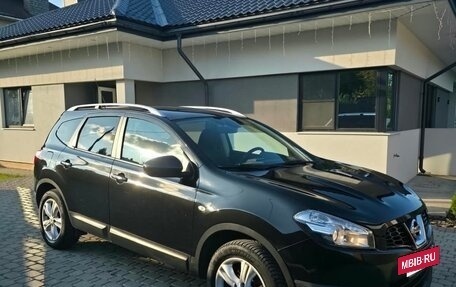 Nissan Qashqai+2 I, 2011 год, 1 148 000 рублей, 2 фотография