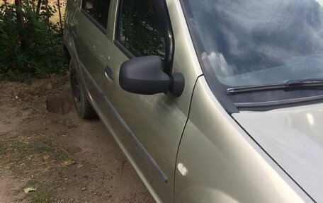 Renault Logan I, 2012 год, 400 000 рублей, 2 фотография