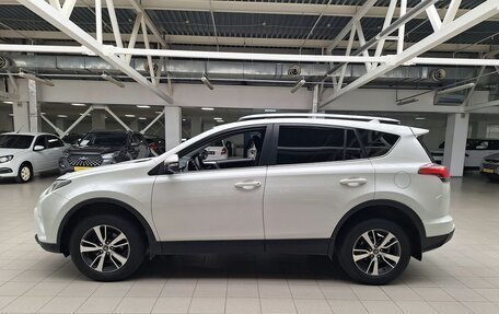 Toyota RAV4, 2017 год, 1 850 000 рублей, 4 фотография