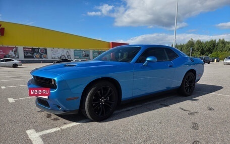 Dodge Challenger III рестайлинг 2, 2016 год, 2 970 000 рублей, 3 фотография