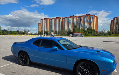 Dodge Challenger III рестайлинг 2, 2016 год, 2 970 000 рублей, 15 фотография
