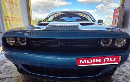 Dodge Challenger III рестайлинг 2, 2016 год, 2 970 000 рублей, 5 фотография