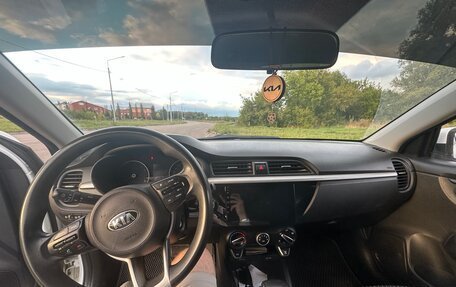 KIA Rio IV, 2018 год, 1 300 000 рублей, 13 фотография