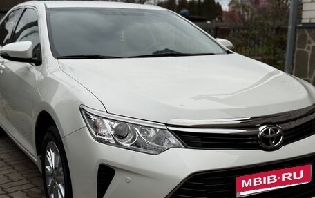 Toyota Camry, 2016 год, 1 950 000 рублей, 10 фотография