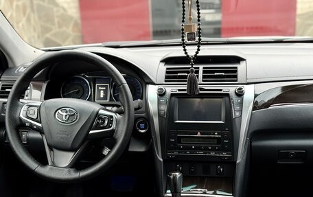 Toyota Camry, 2016 год, 1 950 000 рублей, 17 фотография