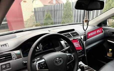 Toyota Camry, 2016 год, 1 950 000 рублей, 18 фотография