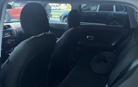 KIA Soul II рестайлинг, 2018 год, 1 555 000 рублей, 8 фотография