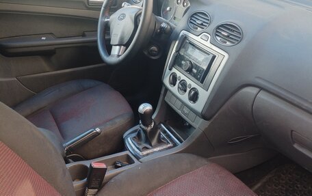 Ford Focus II рестайлинг, 2006 год, 270 000 рублей, 4 фотография