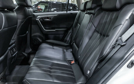Toyota RAV4, 2021 год, 3 099 700 рублей, 12 фотография