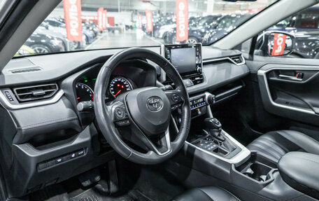 Toyota RAV4, 2021 год, 3 099 700 рублей, 16 фотография