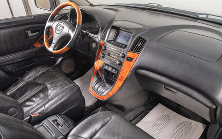 Lexus RX IV рестайлинг, 2002 год, 899 000 рублей, 16 фотография