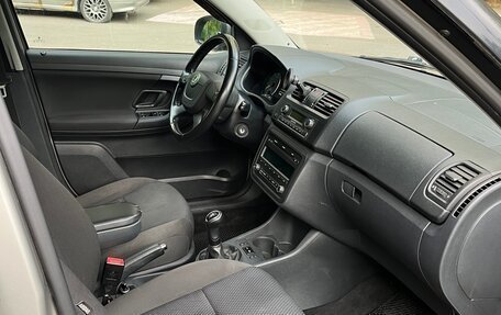Skoda Fabia II, 2012 год, 580 000 рублей, 18 фотография