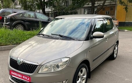 Skoda Fabia II, 2012 год, 580 000 рублей, 3 фотография
